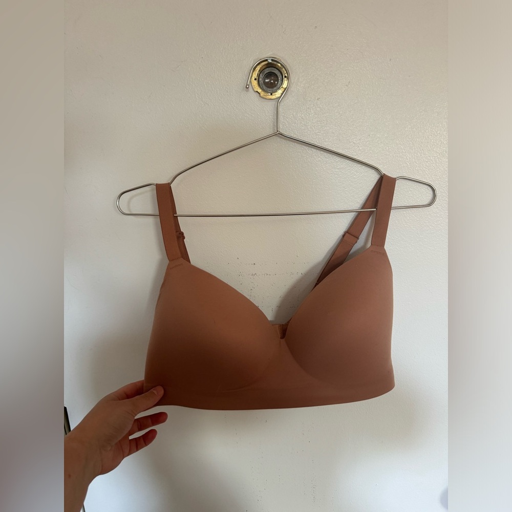 SET OF TWO Soma Enbliss Wireless Bras